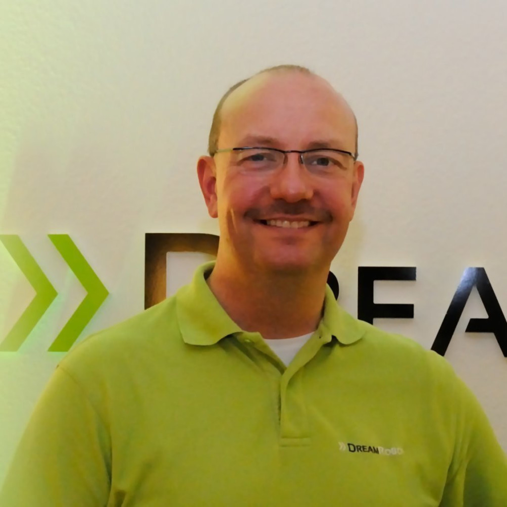 DreamRobot GmbH: Peter Möller DreamRobot GmbH: Peter Möller